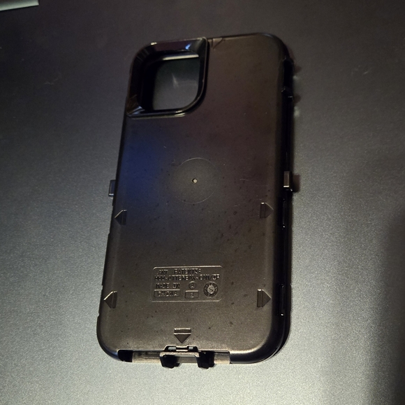 Iphone 11 Otterbox Defender Pro With Clip - Picture 2 of 7